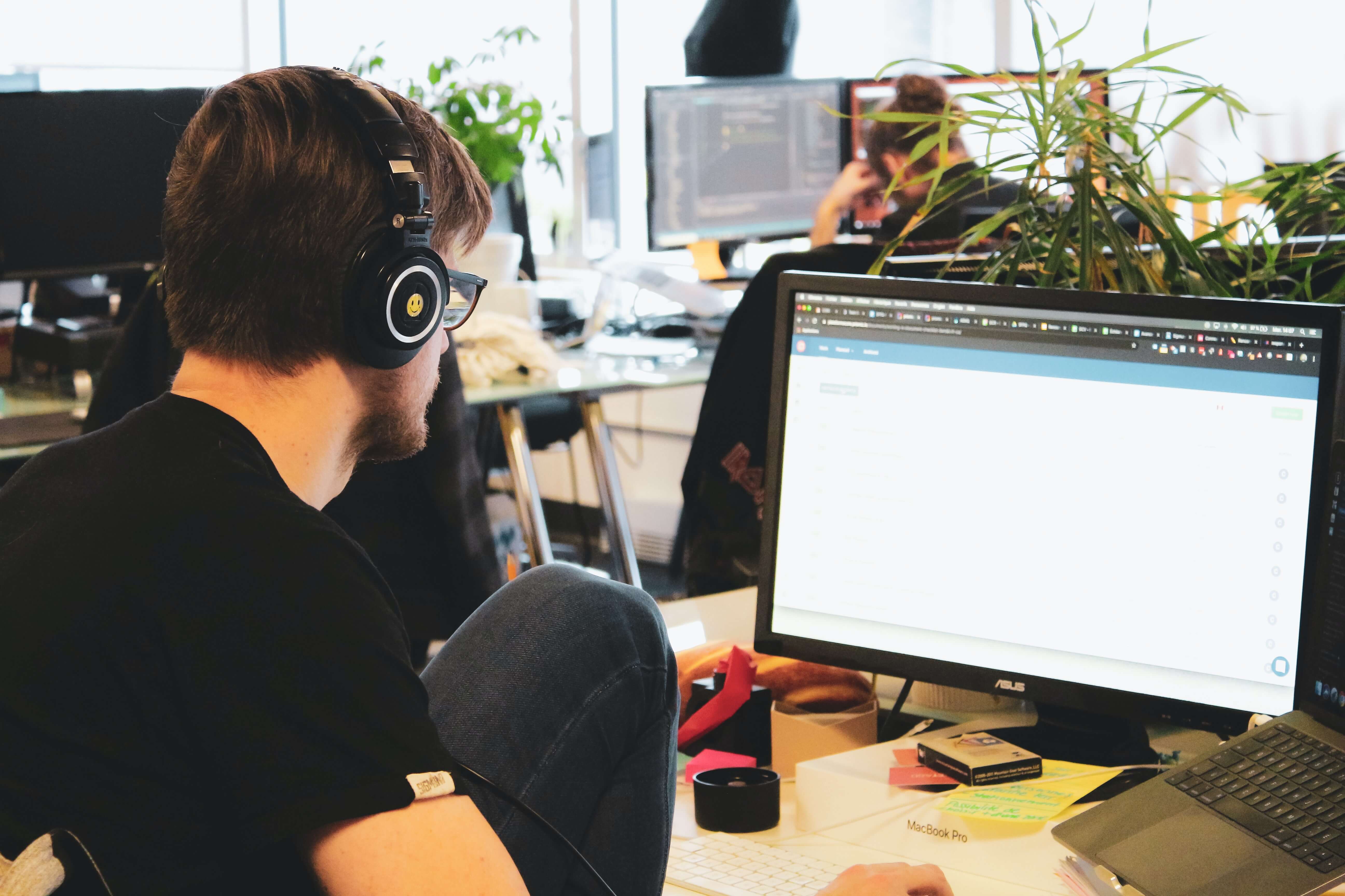 In this blog post, we'll show you how to sign a Word document using the built-in signature function.
